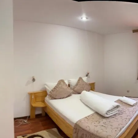 Πανσιόν Podul Cetatii Sebesel
